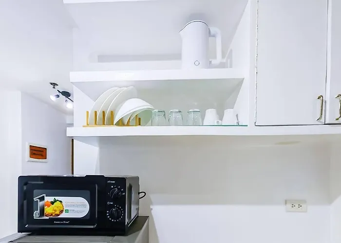 Citispace 1br Condotel At Ridgewood Towers Near Bgc Airport #rw03a Apartment *