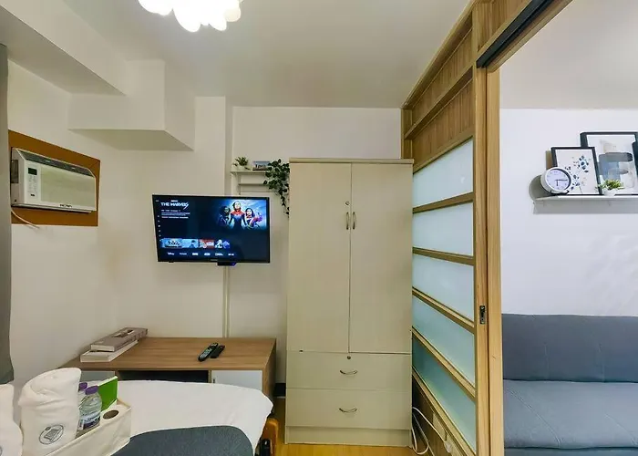 Citispace 1br Condotel At Ridgewood Towers Near Bgc Airport #rw03a
